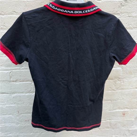 Super cute Dolce & Gabbana polo with logo on collar and front - Picture 5 of 6